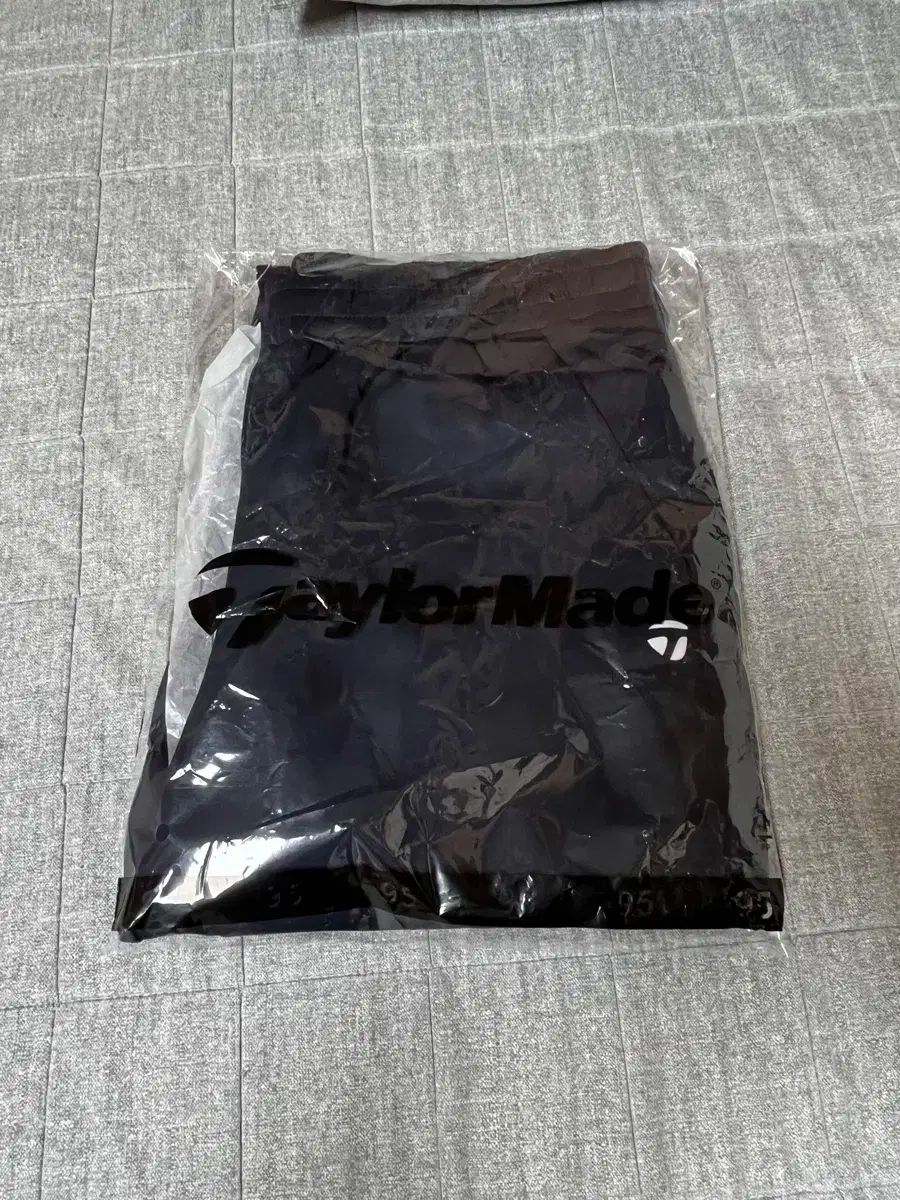 テイラーメイド ブラック ゴルフ ズボン 95