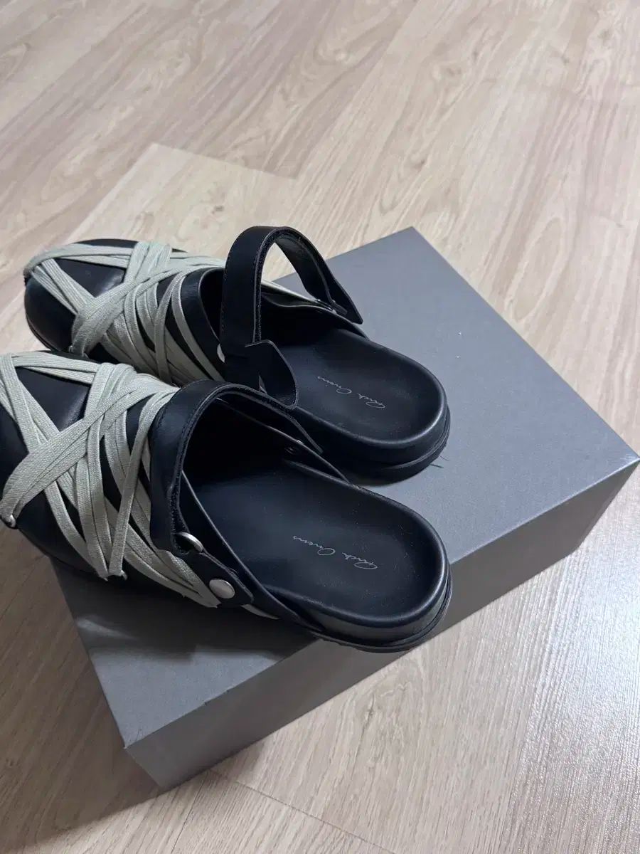 リックオウエンス メガレースド