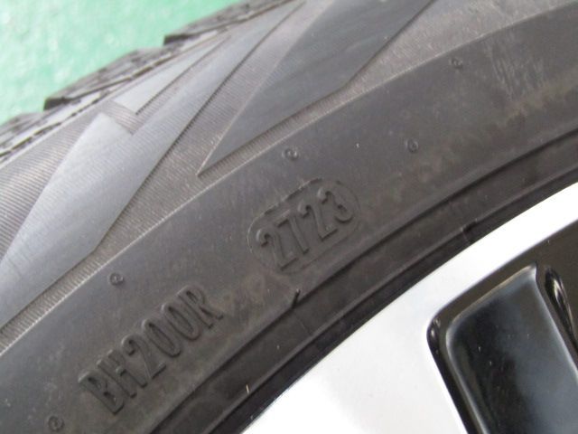  価格 ボルボ ZB系 V 60クロスカントリー 5スポーク 1069 18インチ タイヤ ホイールセット