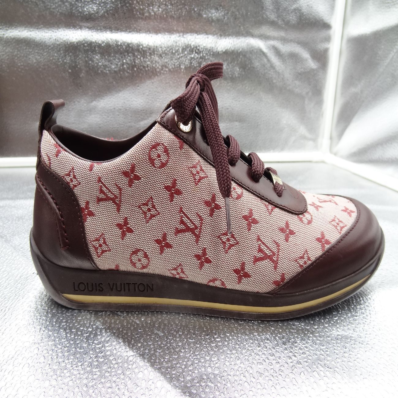 LOUIS VUITTON ルイヴィトン スニーカー モノグラムミニ LOUIS VUITTON ルイヴィトン スニーカー モノグラムミニ