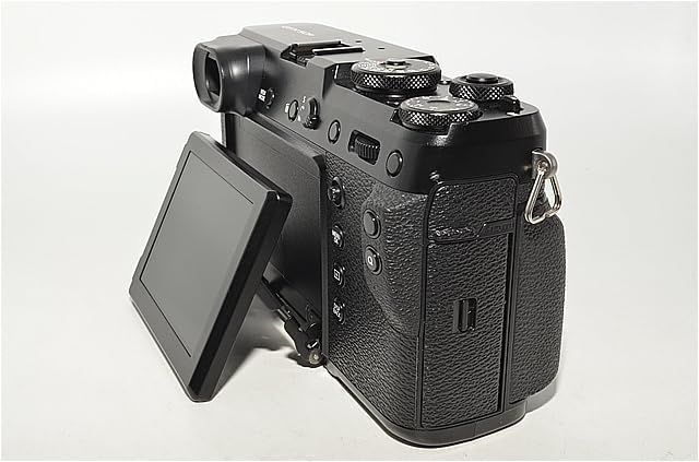 ほぼ新品 フジフイルム 中判ミラーレス一眼レフ GFX 50R ショット数少 436☆ほぼ新品・ショット数180回☆富士フイルム 中判ミラーレス一眼