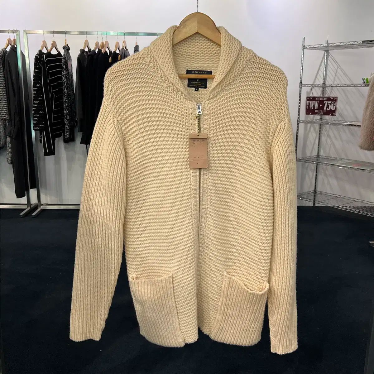 L R NEWBOLD カウチン カーディガン