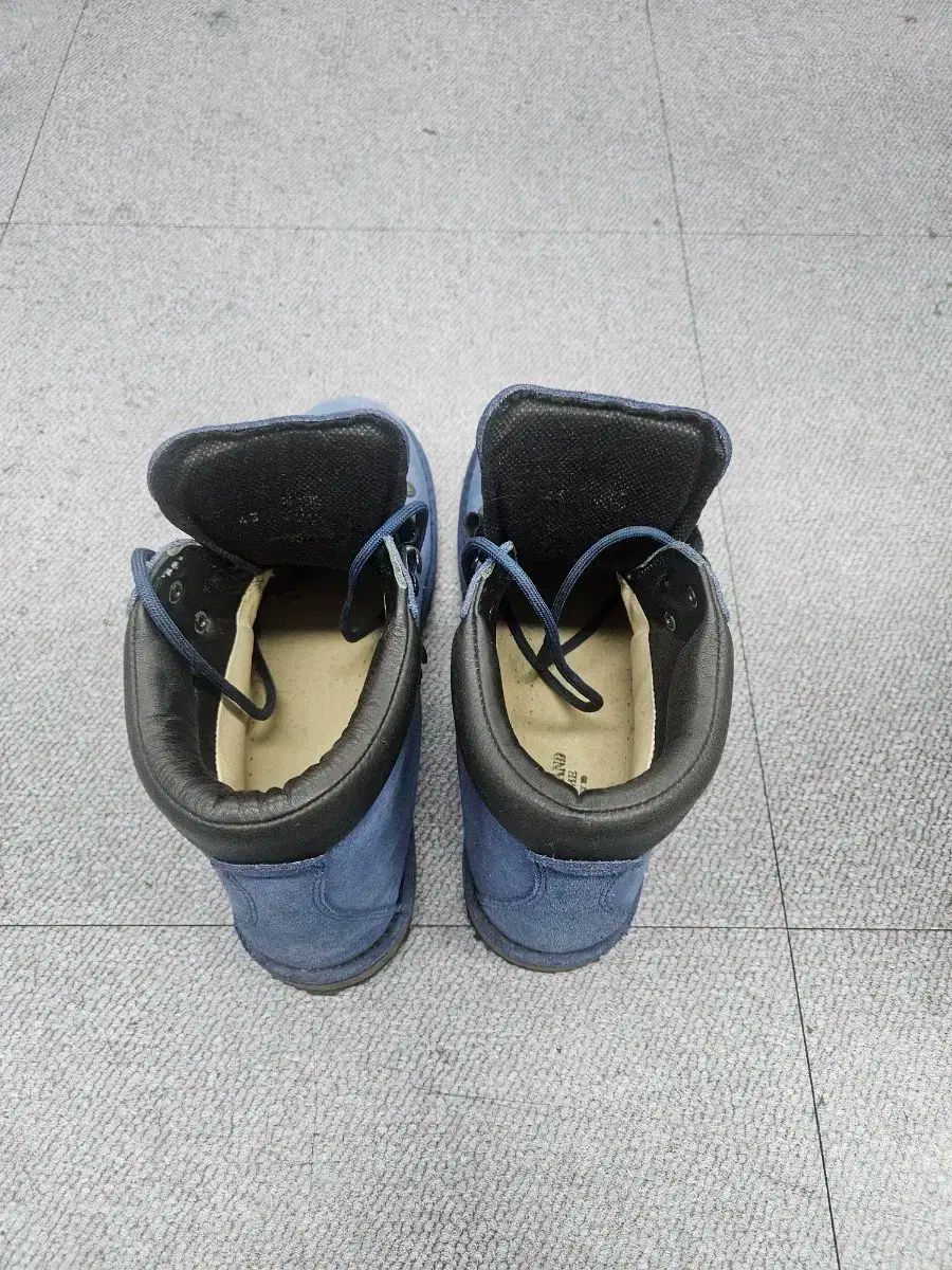 ストーンアイランド ブルー スウェード 登山靴