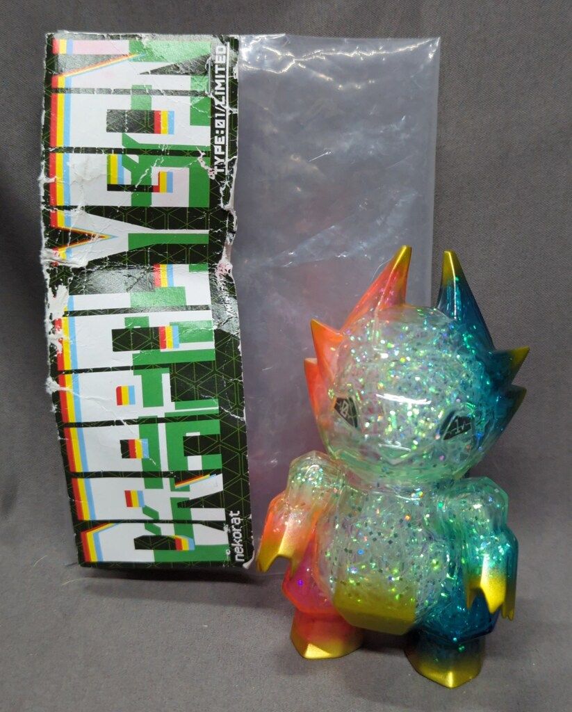 nekorat ドラポリゴン クリア成型/青/赤/モール入 - メルカリ