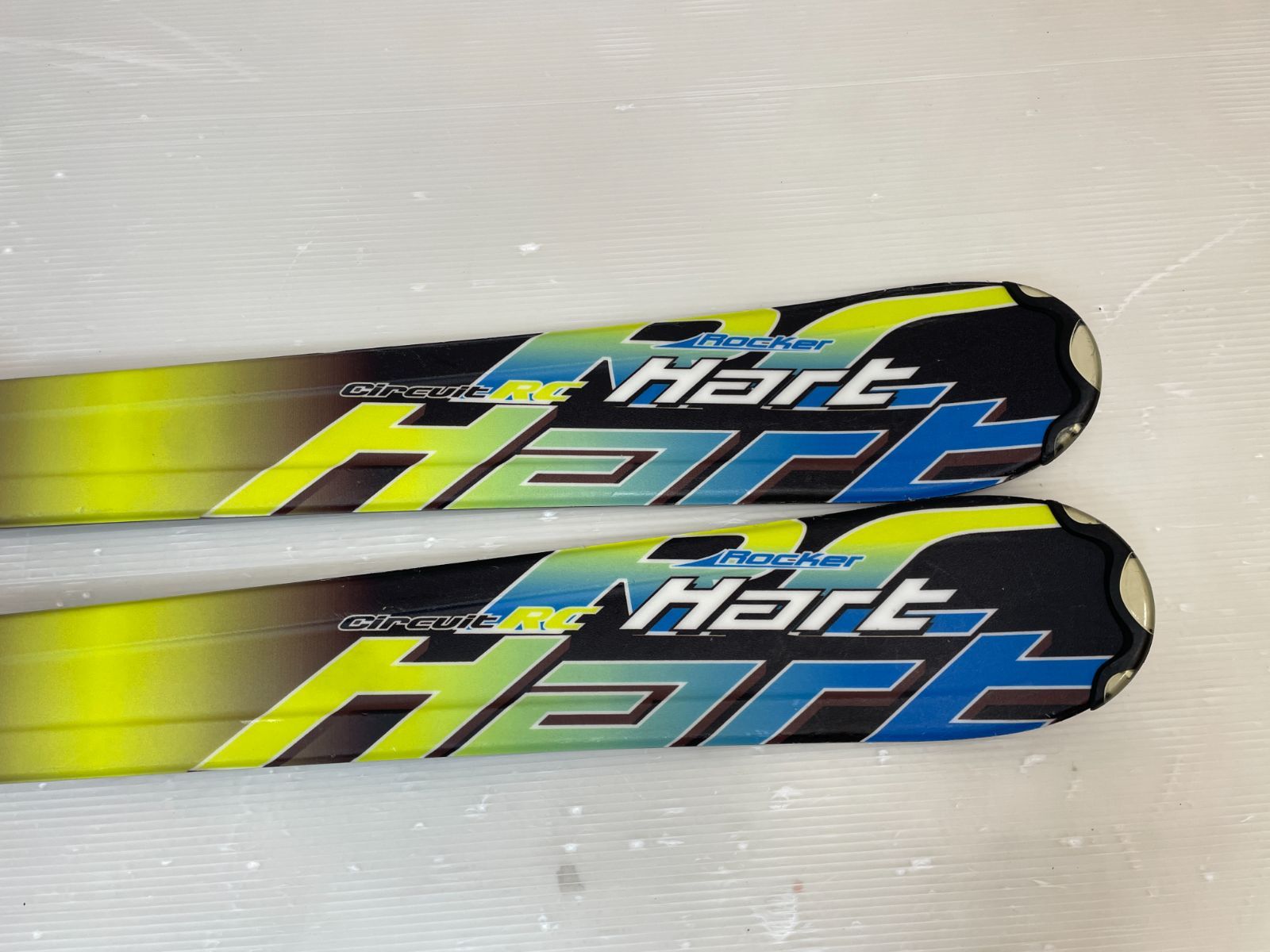 ◇ ロッカースキー Hart Circuit C1.2T 137 cm + TYROLIA LRX 4.5 Jr