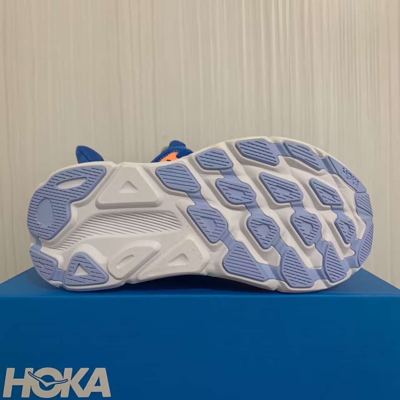 ジョギングシューズ ランニングシューズ