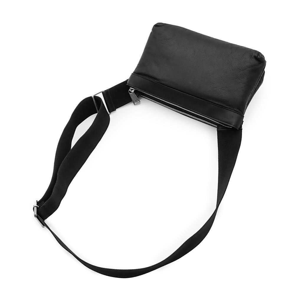 ボッテガヴェネタ クラシックピロー クロスボディバッグ メンズ