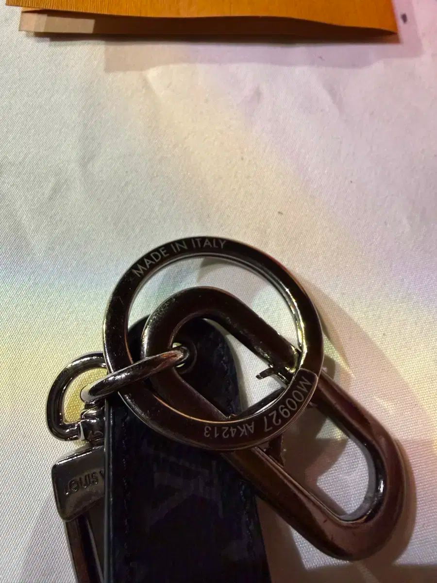 ルイヴィトン キーホルダー