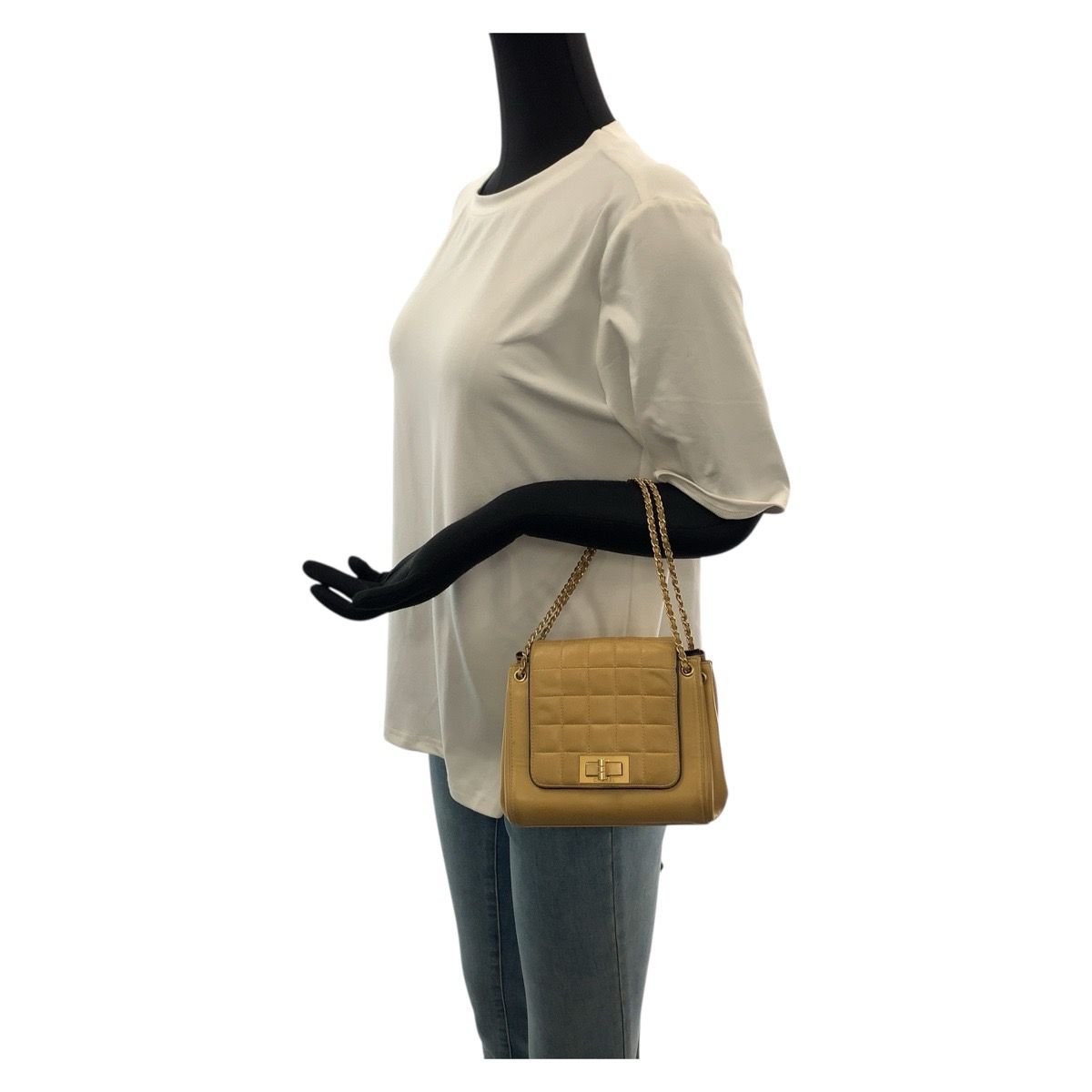 チェーンショルダーバッグ