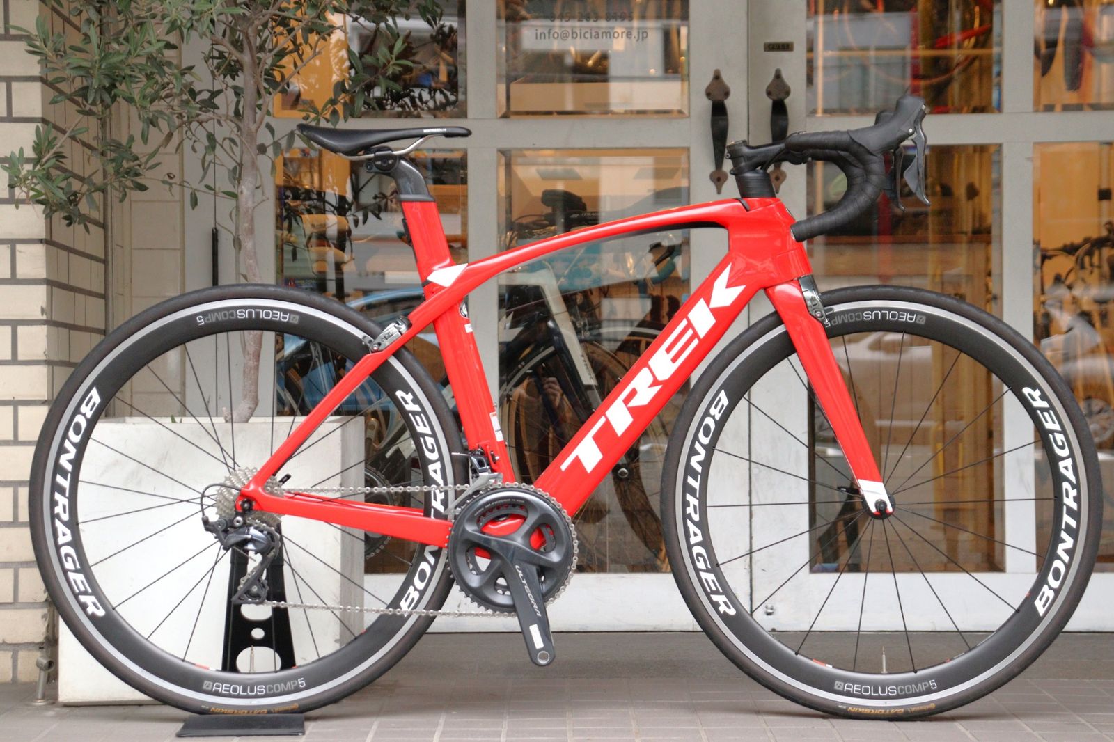トレック TREK マドン MADONE 9 0 2017モデル シマノ アルテグラ R 8000 MIX 11 S カーボン ロードバイク AEOLUS COMP 5