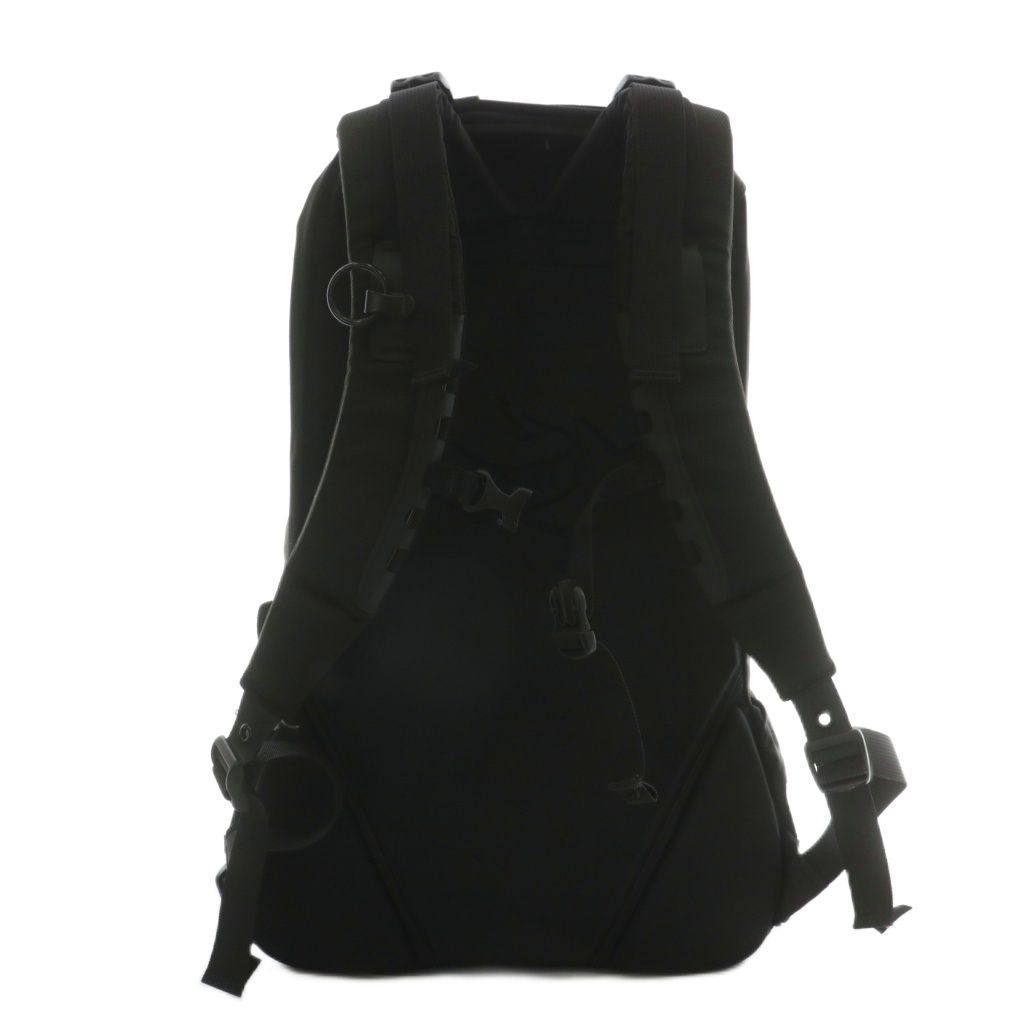 アークテリクス ARC TERYX アロー 22 ARRO 22 リュックサック バックパック デイパック ナイロン ロゴ 刺繍 黒 ブラック XZ GY01