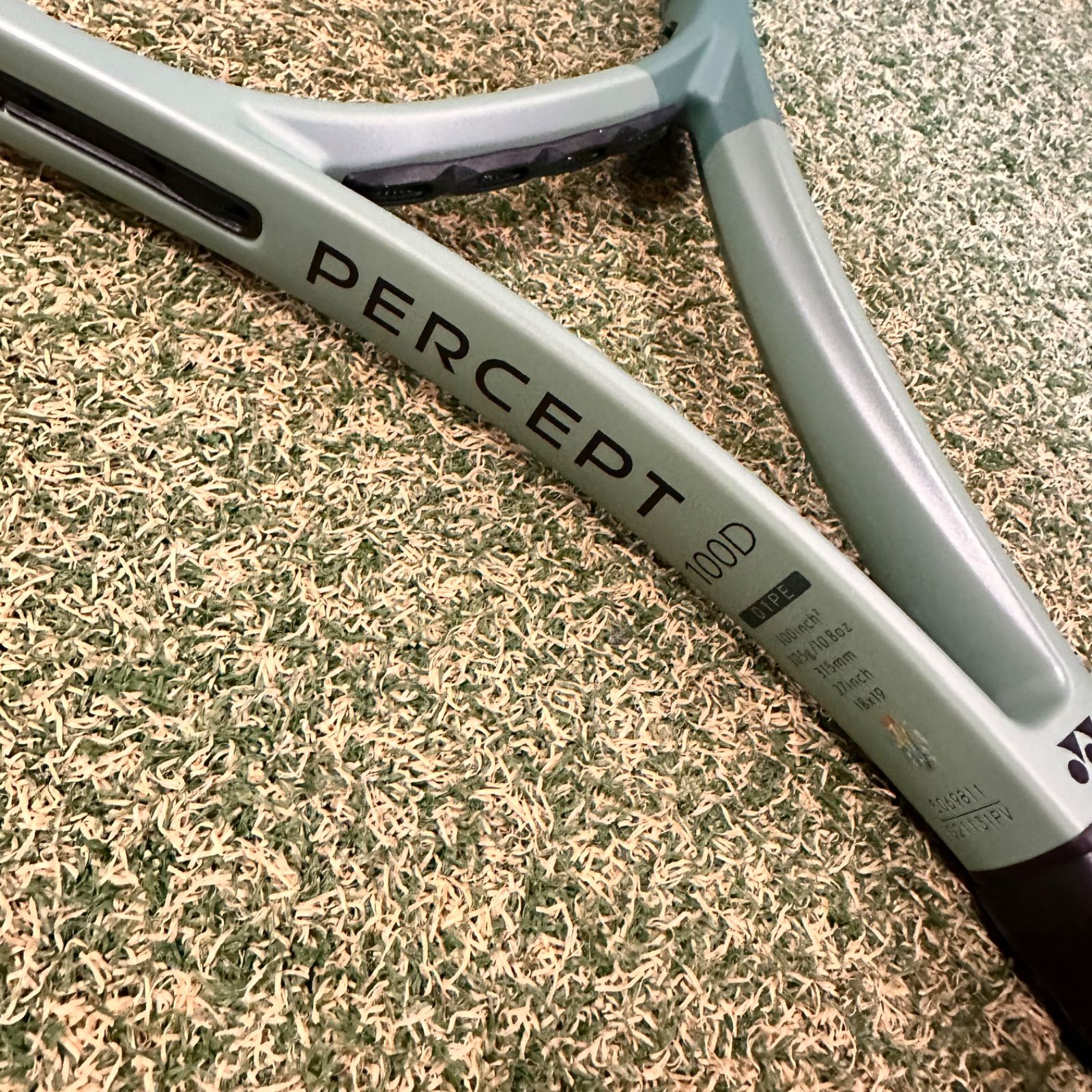 YONEX PERCEPT 100 D