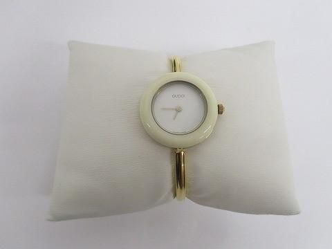 グッチ GUCCI クオーツ バングルウォッチ チェンジベゼル 2針 ホワイト文字盤 レディース