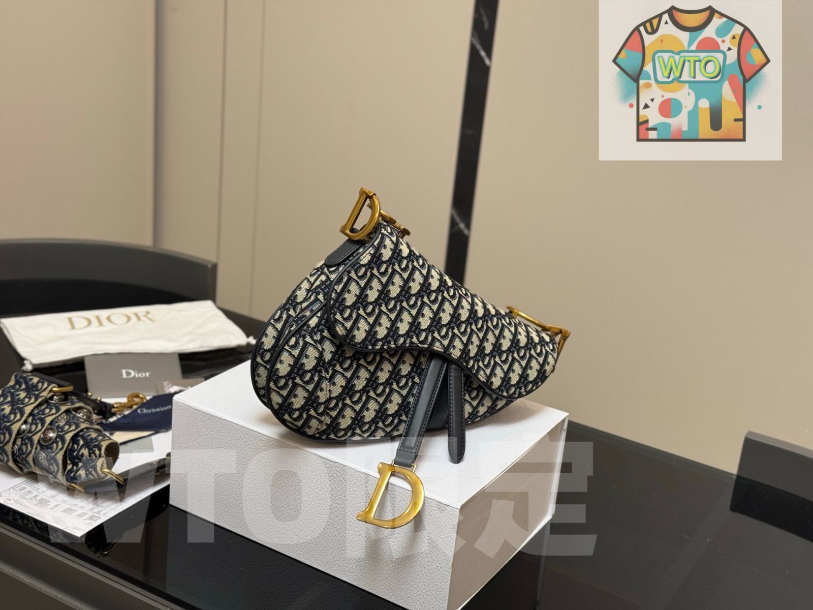 今日 Dior フラワー サドルバッグ 大サイズ