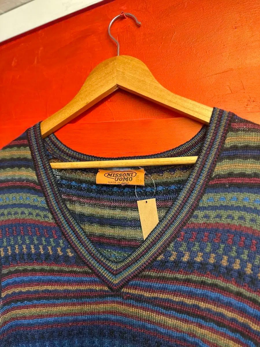 ミッソ UOMO マルチ ニット ベスト