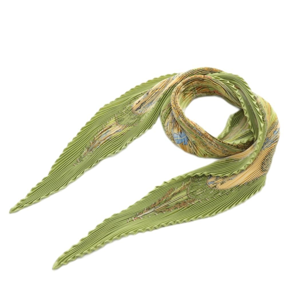 エルメス HERMES カレ90 プリーツ アマゾニア AMAZONIA スカーフ 絹 シルク 総柄 緑 グリーン マルチ XZ OH GY18