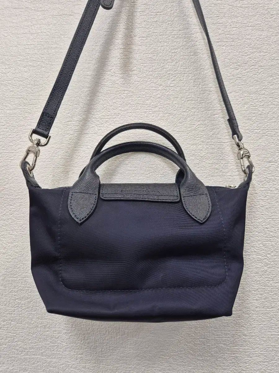 ロンシャン ル プリアージュ NEO トップスハンドル トートバッグ 兼 ショルダーバッグ