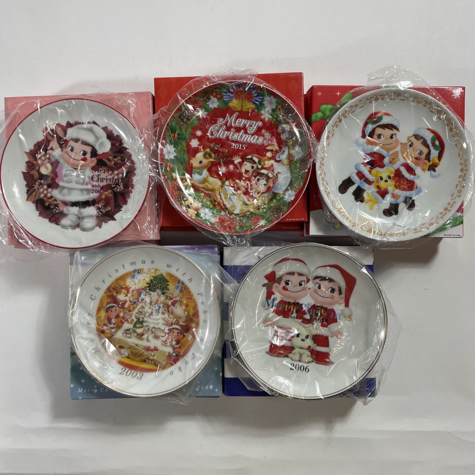 ☆ 不二家 FUJIYA ペコちゃん 皿 イヤープレート 箱入 まとめ売り 計40