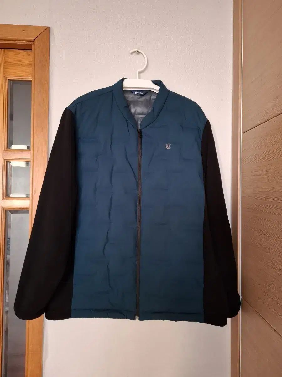 クリーブランドゴルフ 軽量ダウンジャケット 115