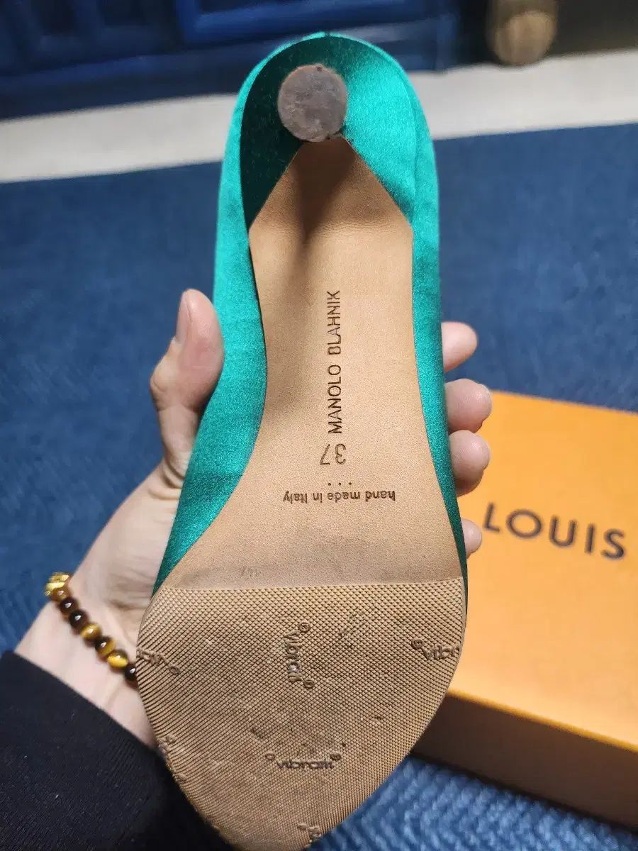  Manolo Blahnik マノロブラニク ハンギシ スニーカー 靴