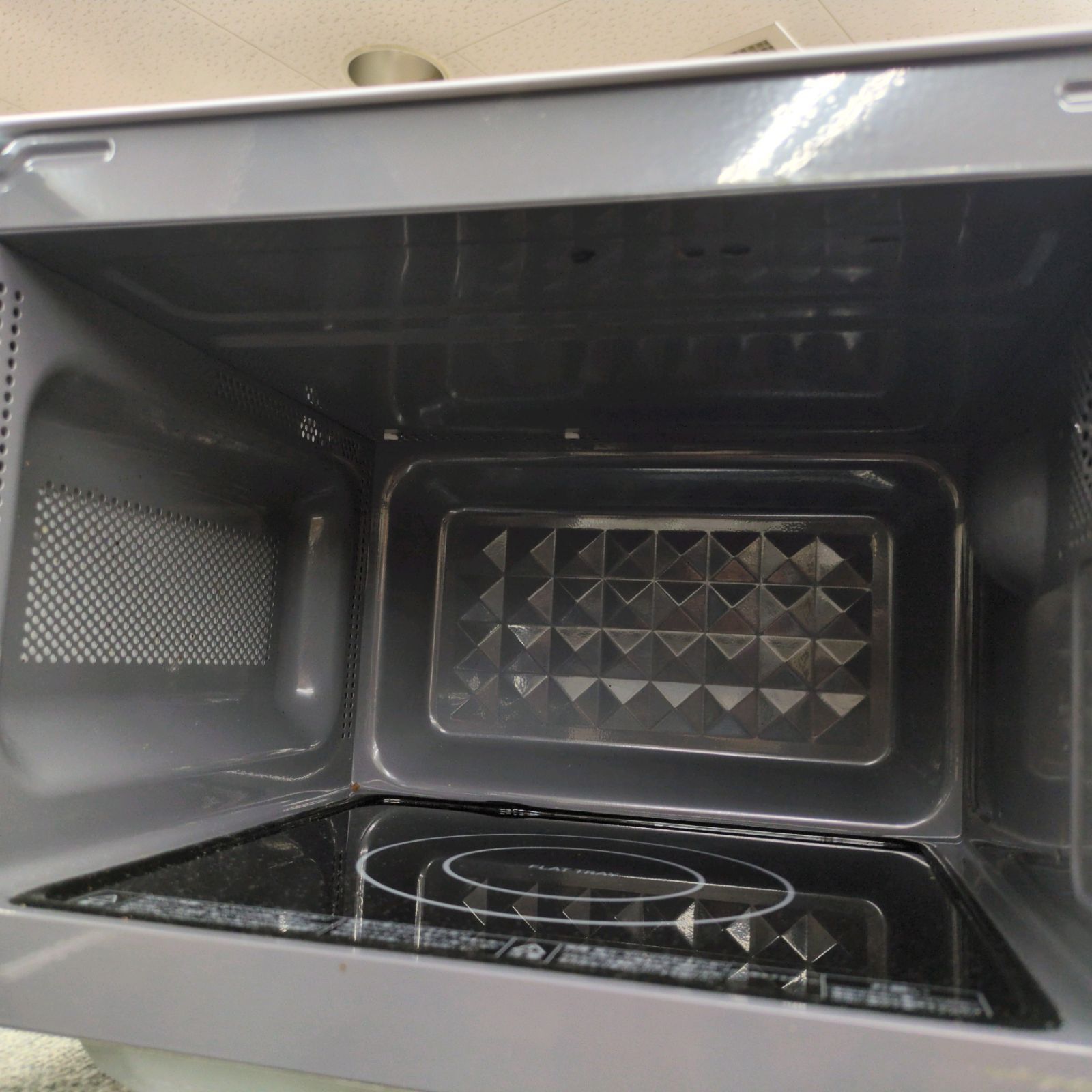 319 多少の使用感有り