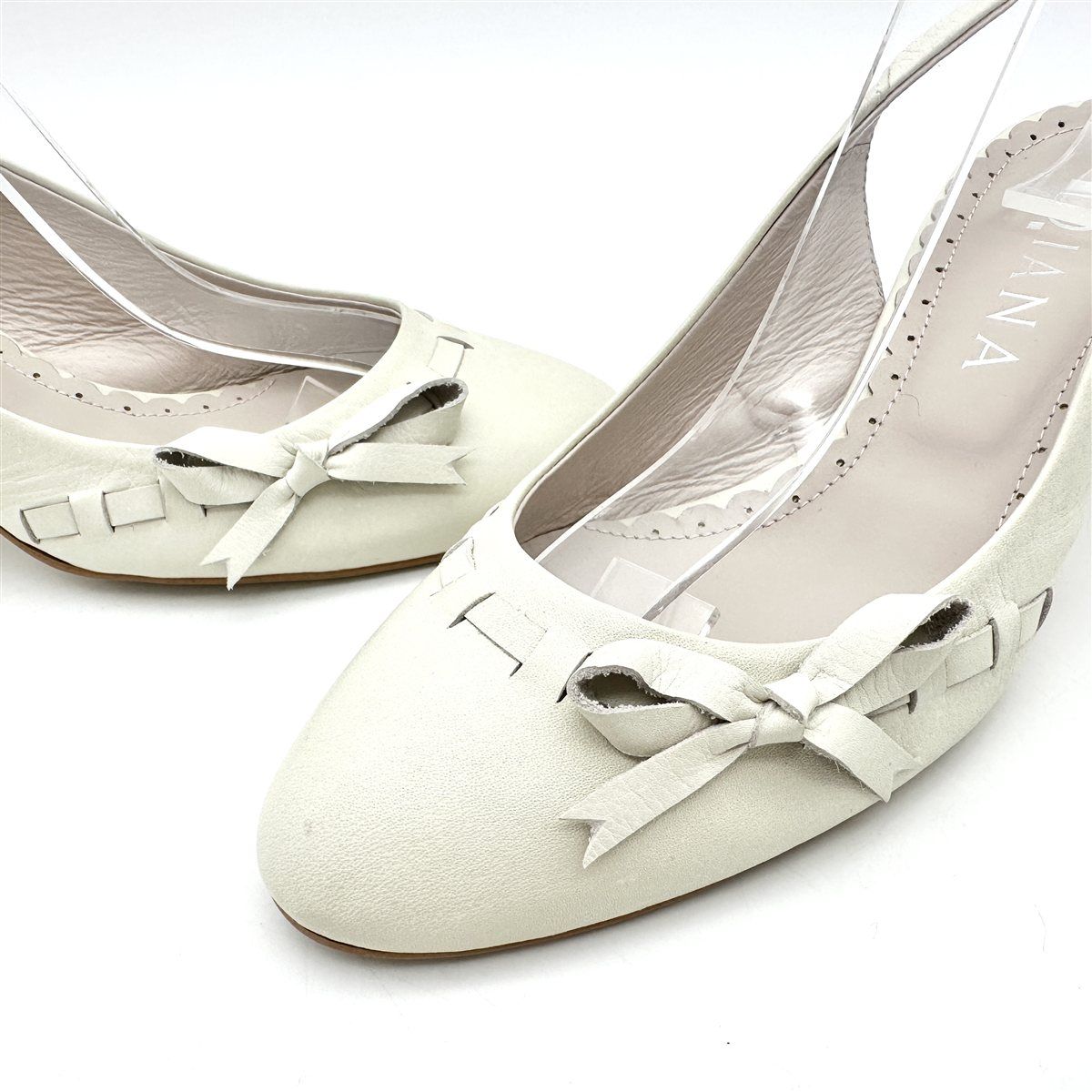 DIANA ミュール 本革 リボン ラウンドトゥ オフホワイト 2392 - メルカリ