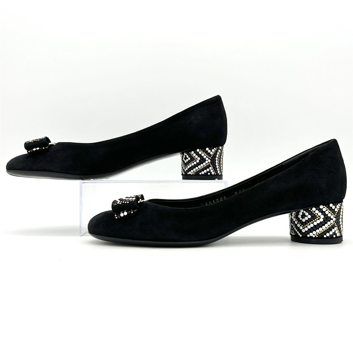 ラウンドトゥ ブラック