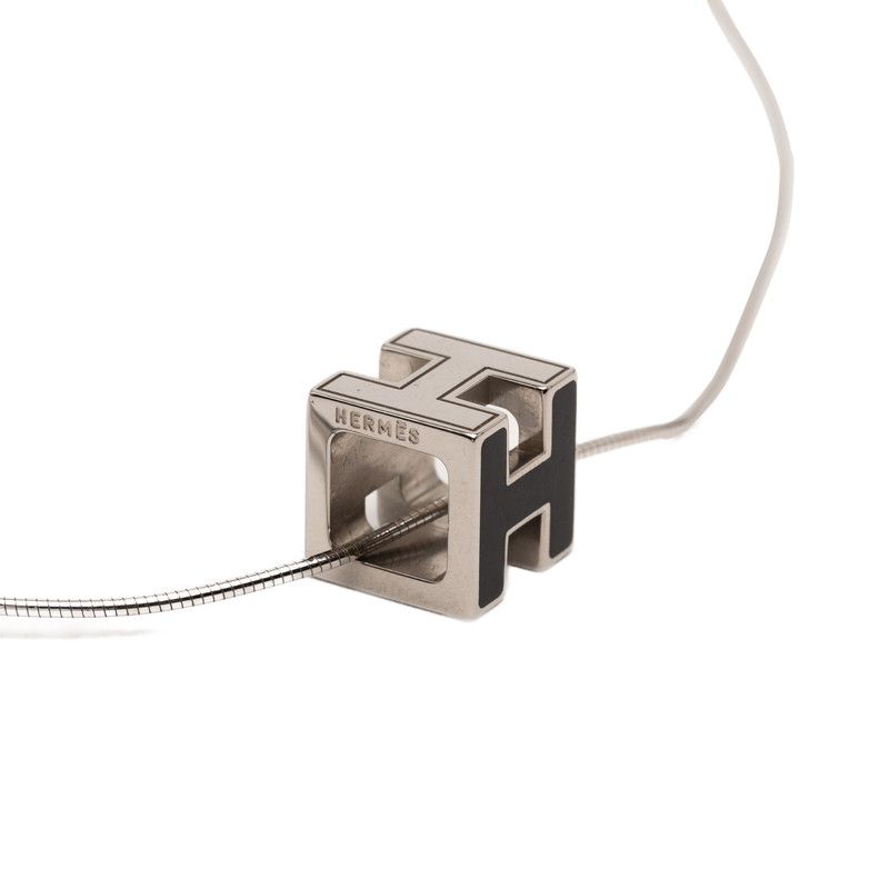 エルメス カージュ ド アッシュ Hキューブ ペンダントネックレス