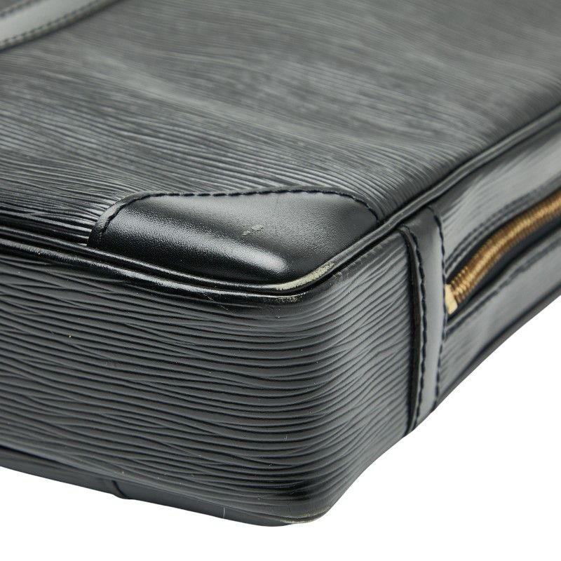 ルイ ヴィトン エピ ポルトドキュマン ヴォワヤージュ ビジネスバッグ