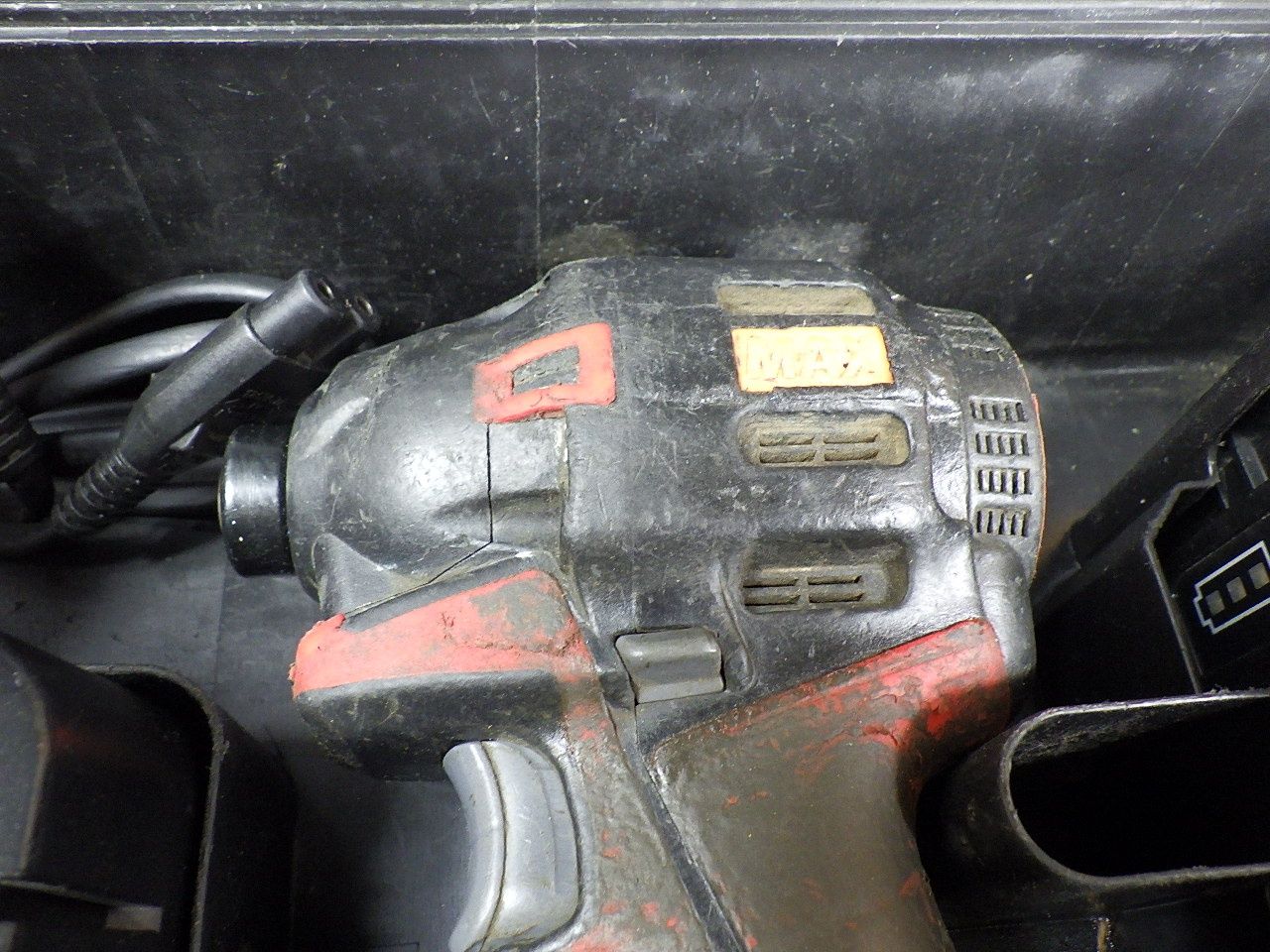 ネジ打ちに MAX インパクトドライバー PJ-ID144 バッテリー2個 充電器 セット 品