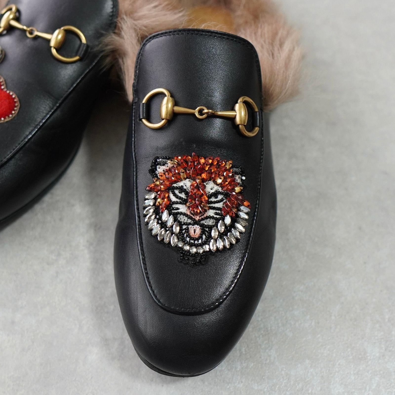 グッチ プリンスタウン ホースビット ファー レザー ミュール ブラック