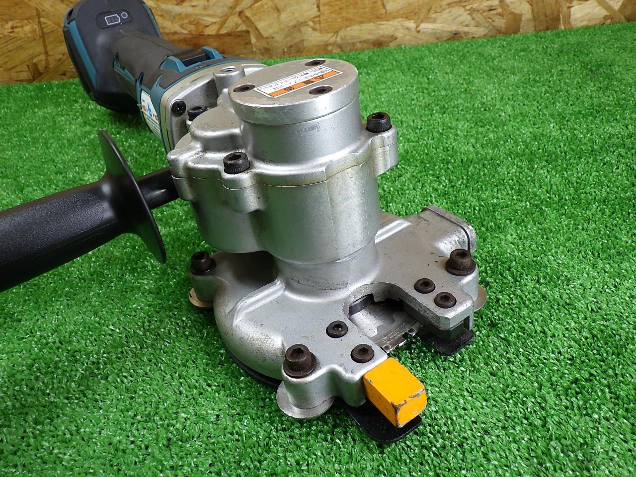 充電式チップソーカッタ