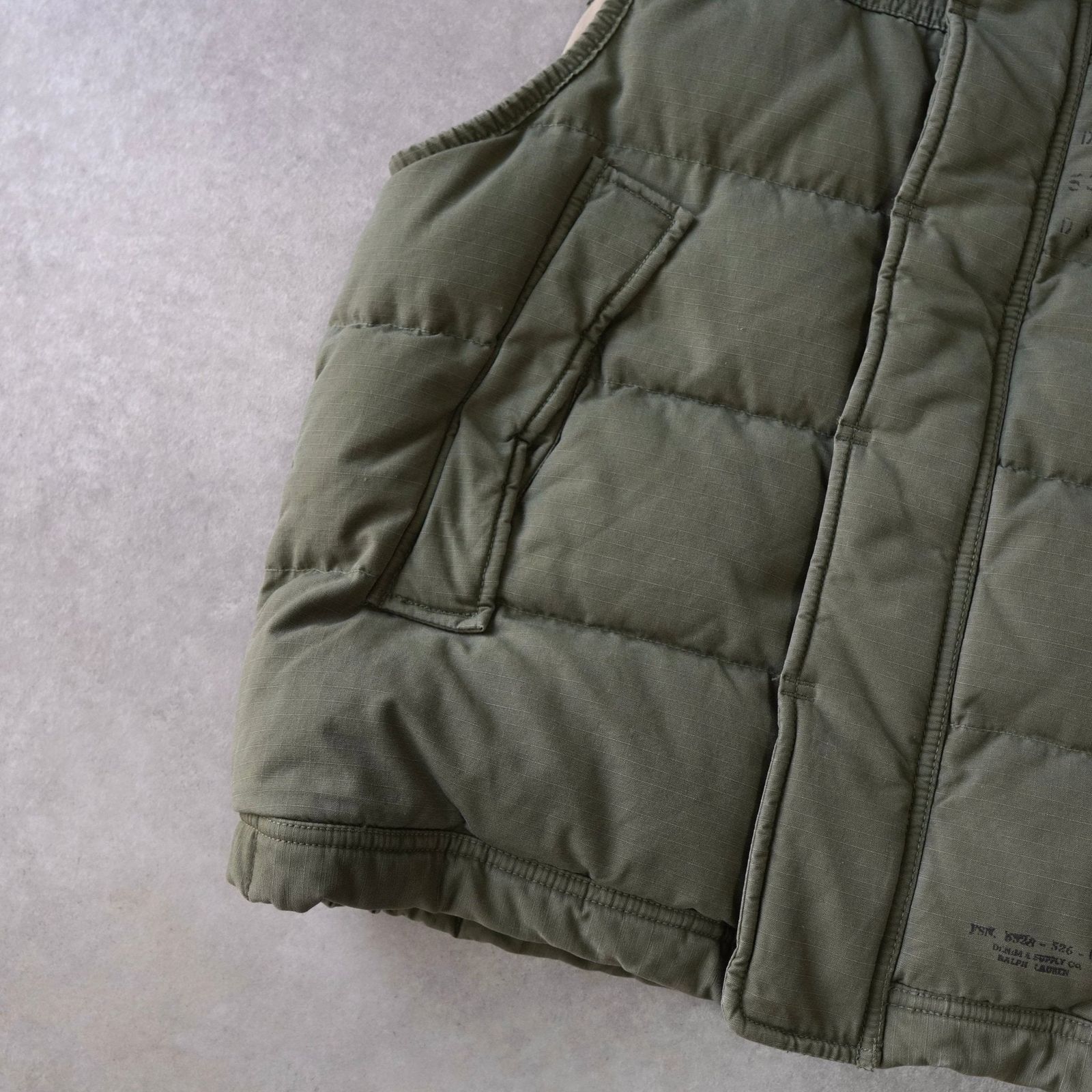 【美品】ポロラルフローレン フード付きダウンベスト オリーブグリーン S p-nvd28y24n03zd80d.jpg