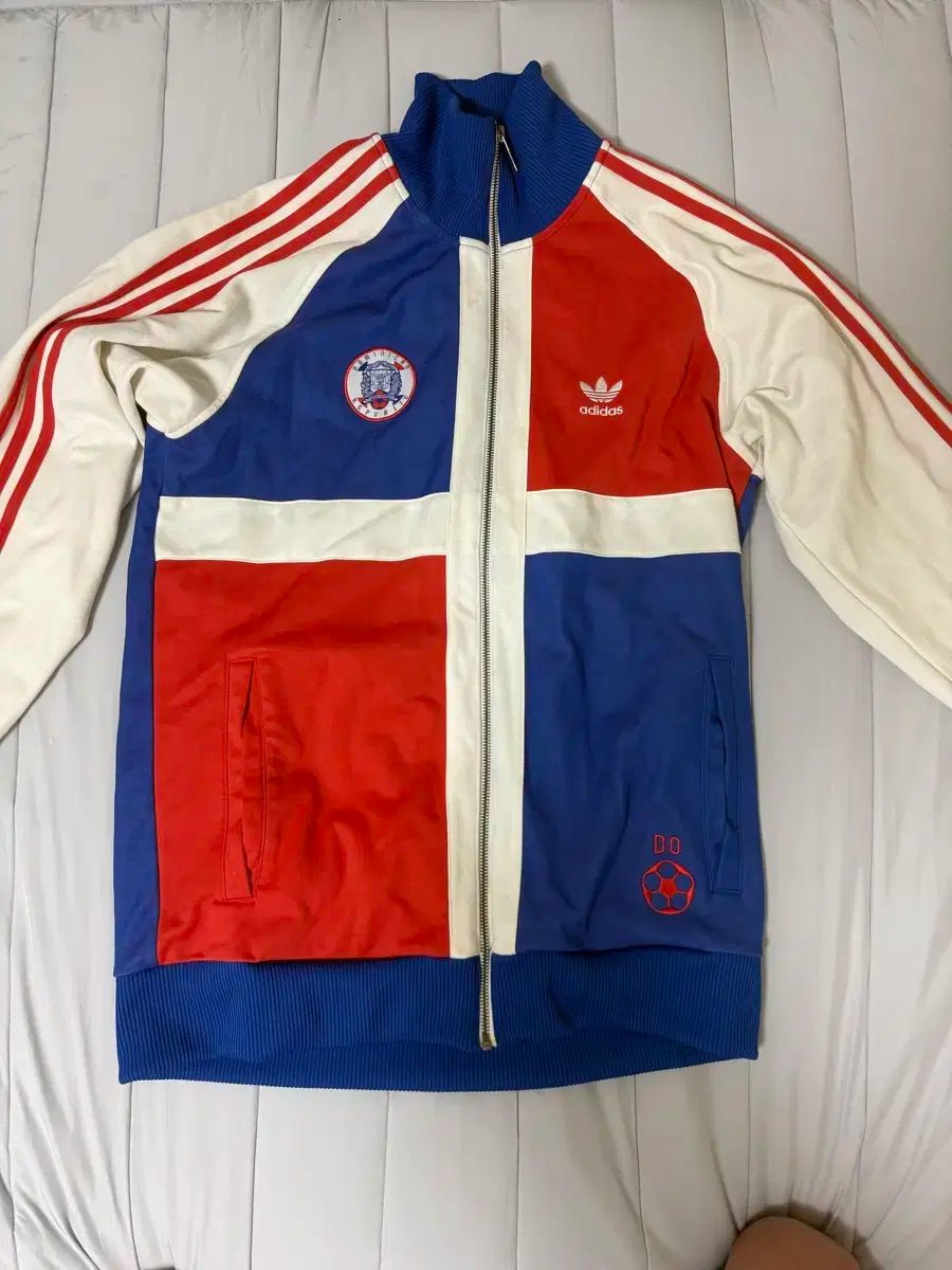 アディダス ドミニカ トラックジャージ 110