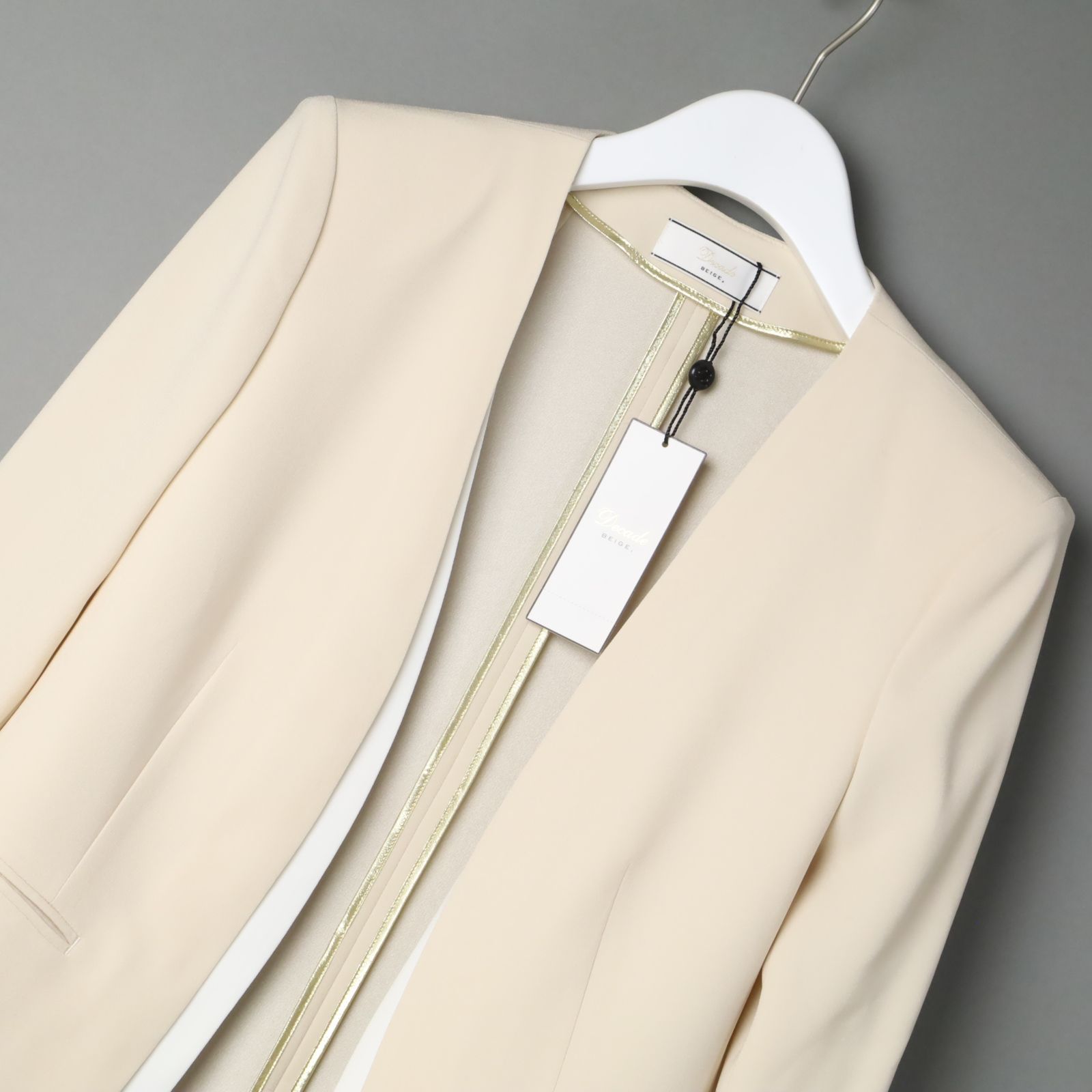 新品 BEIGE, CINDY ノーカラージャケット ベイジ, シンディ ダブル