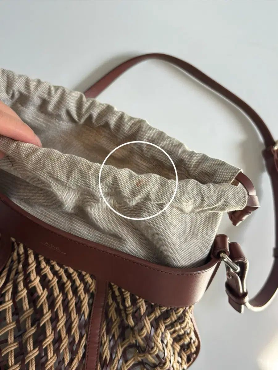 バケットバッグ