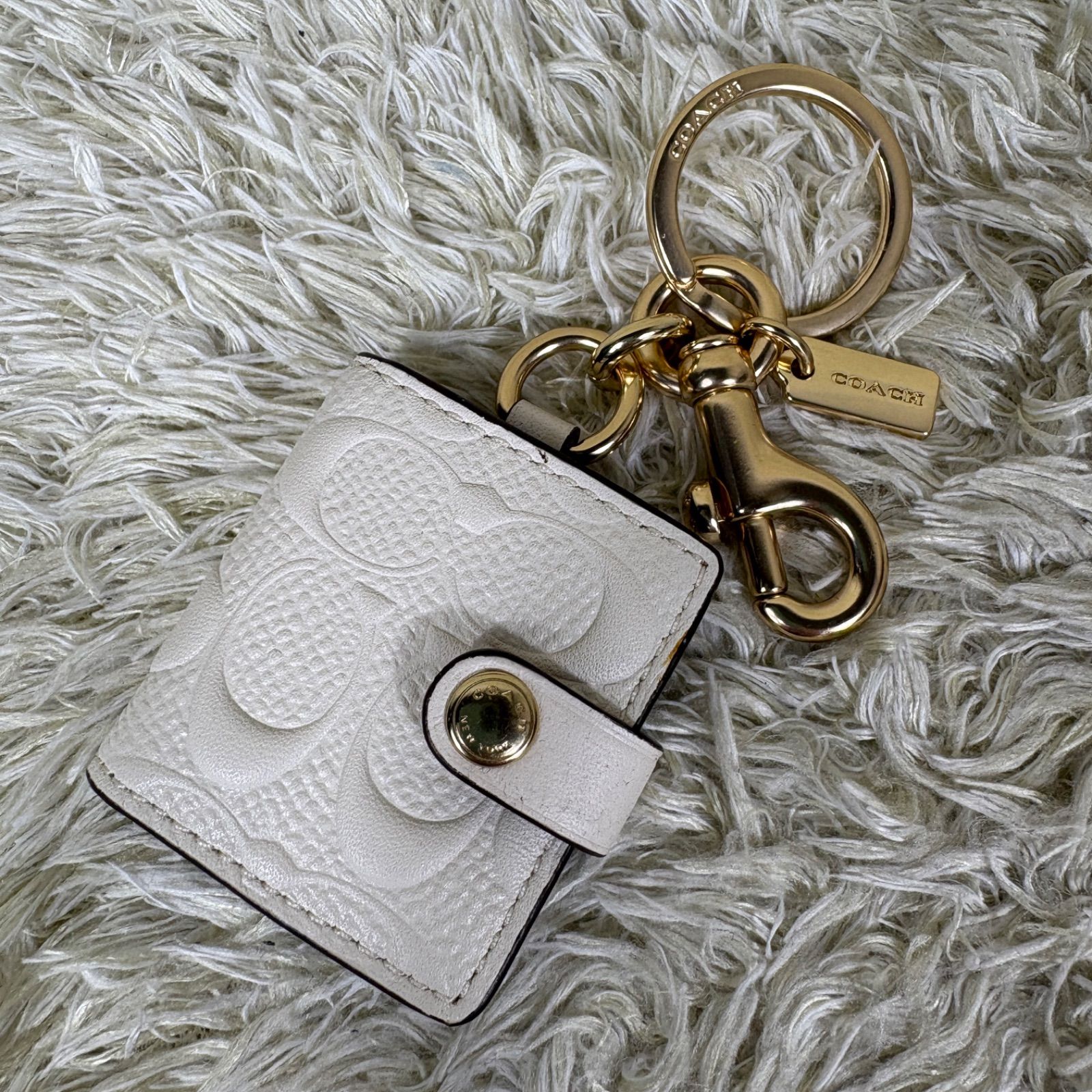 COACH コーチ キーホルダー チャーム シグネチャー フォトケース ホワイト レザー キーリング ゴールド金具 刻印