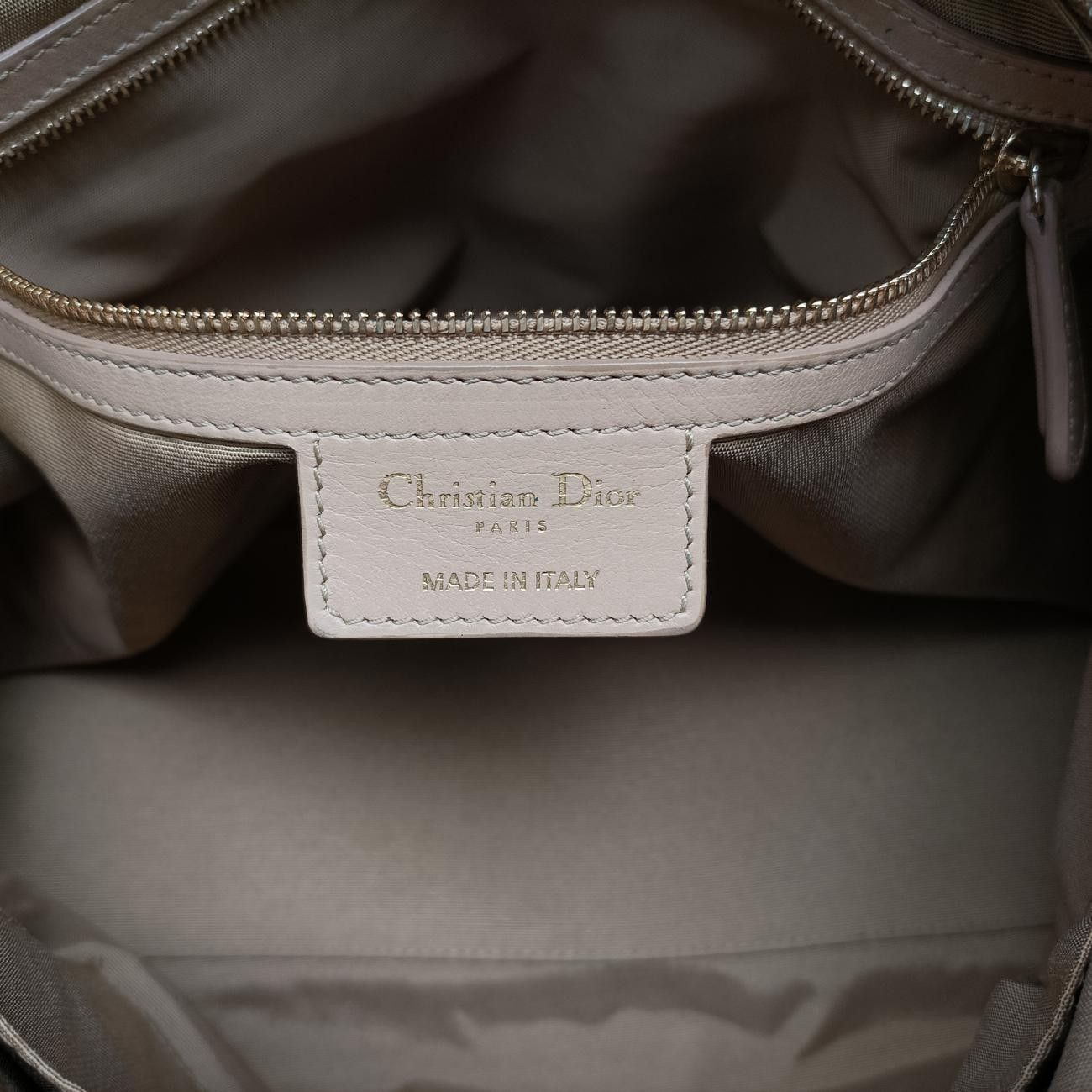 Diorグランヴィル ベージュ