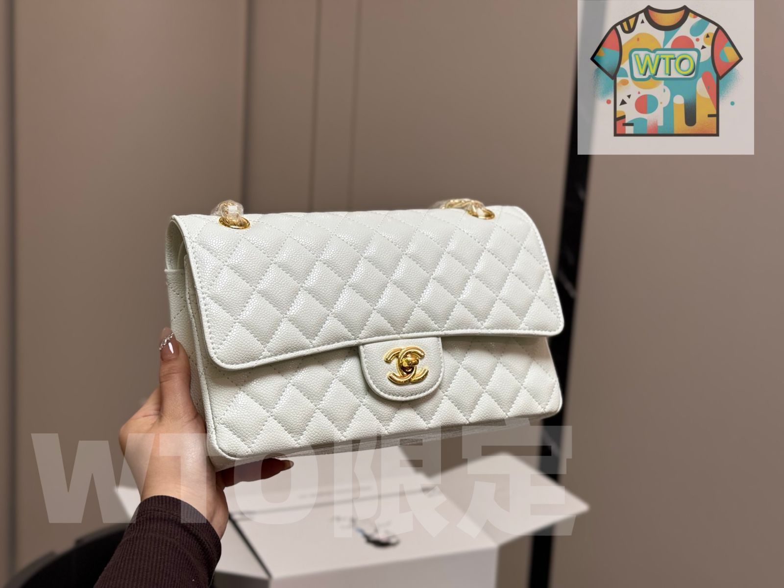 カビアールレザーバッグ