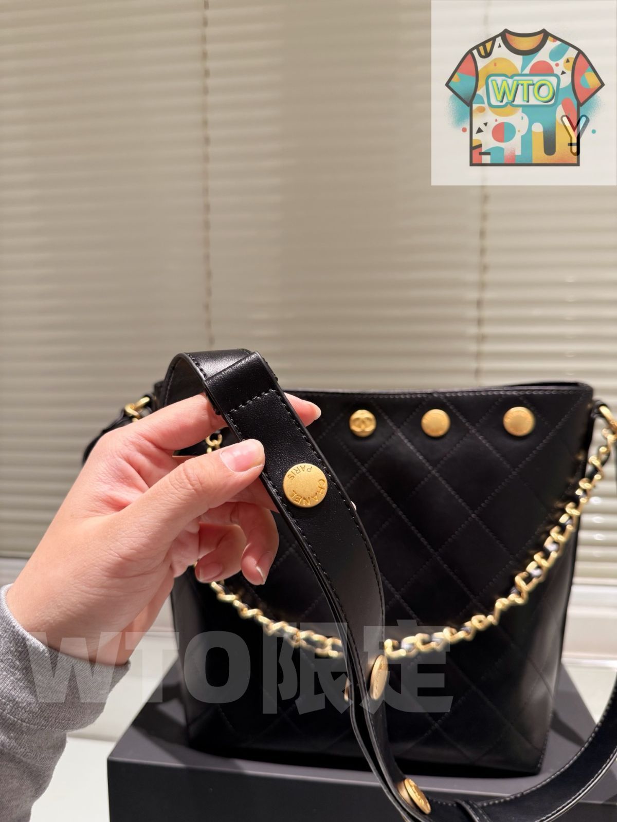 今日 Chanel 25P Rivet Bucket Bag シャネル 25P リベット バケットバッグ