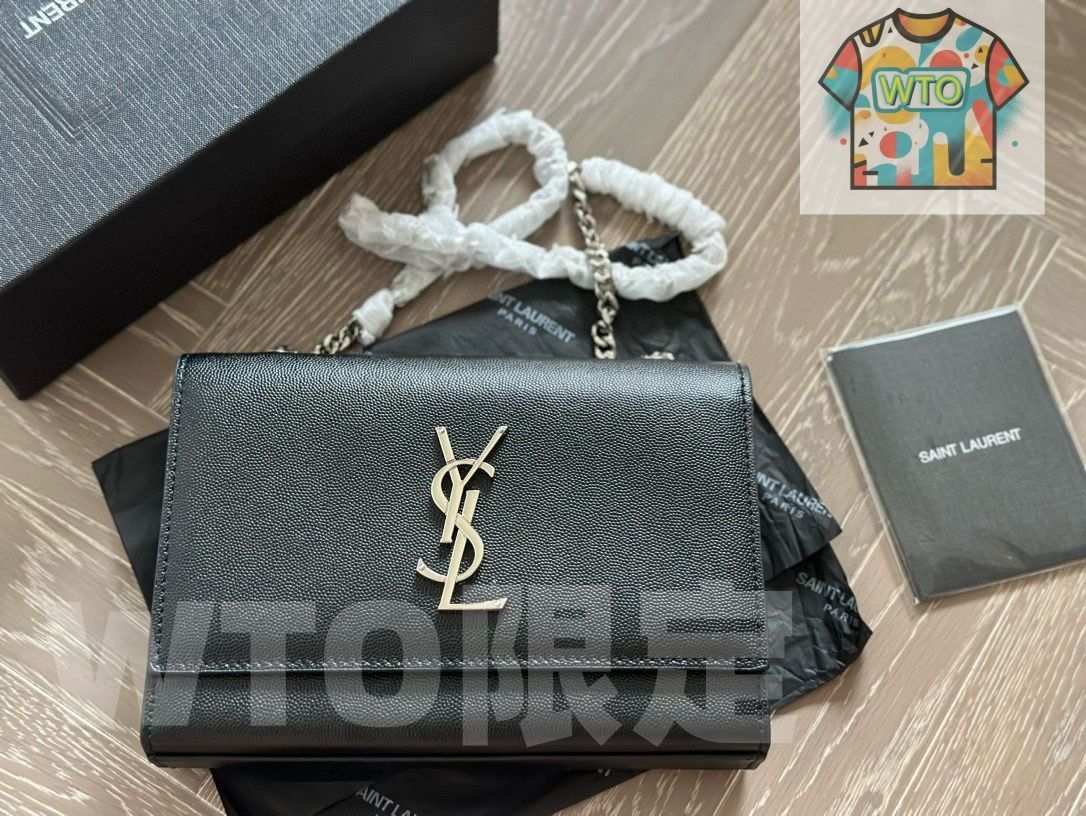 今日 YSL WOC Envelope Bag 20×12cm カブアクア エンベロープバッグ