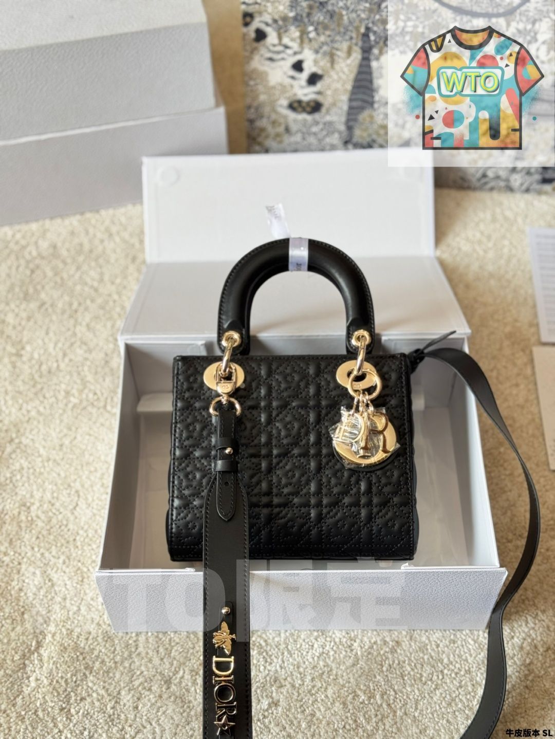 今日 Dior Lady ディオール レディ バッグ 20×18cm