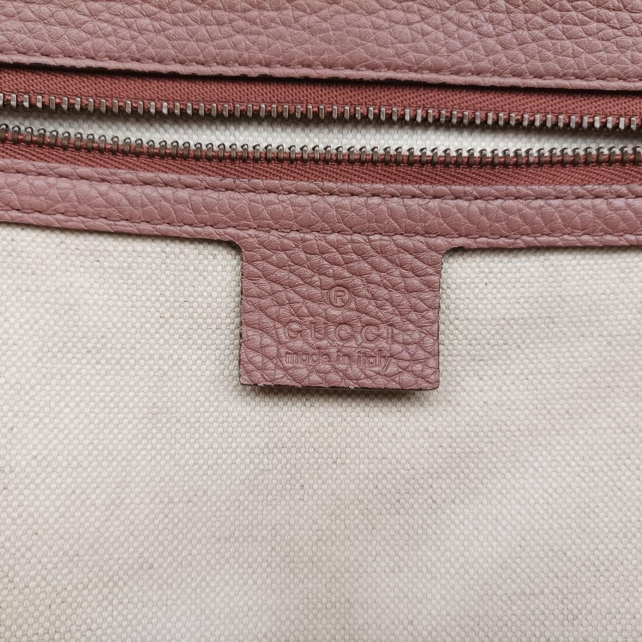  グッチGucciGGマーモント ピンク レザー 421890 メッセンジャーバッグ ショルダーバッグ