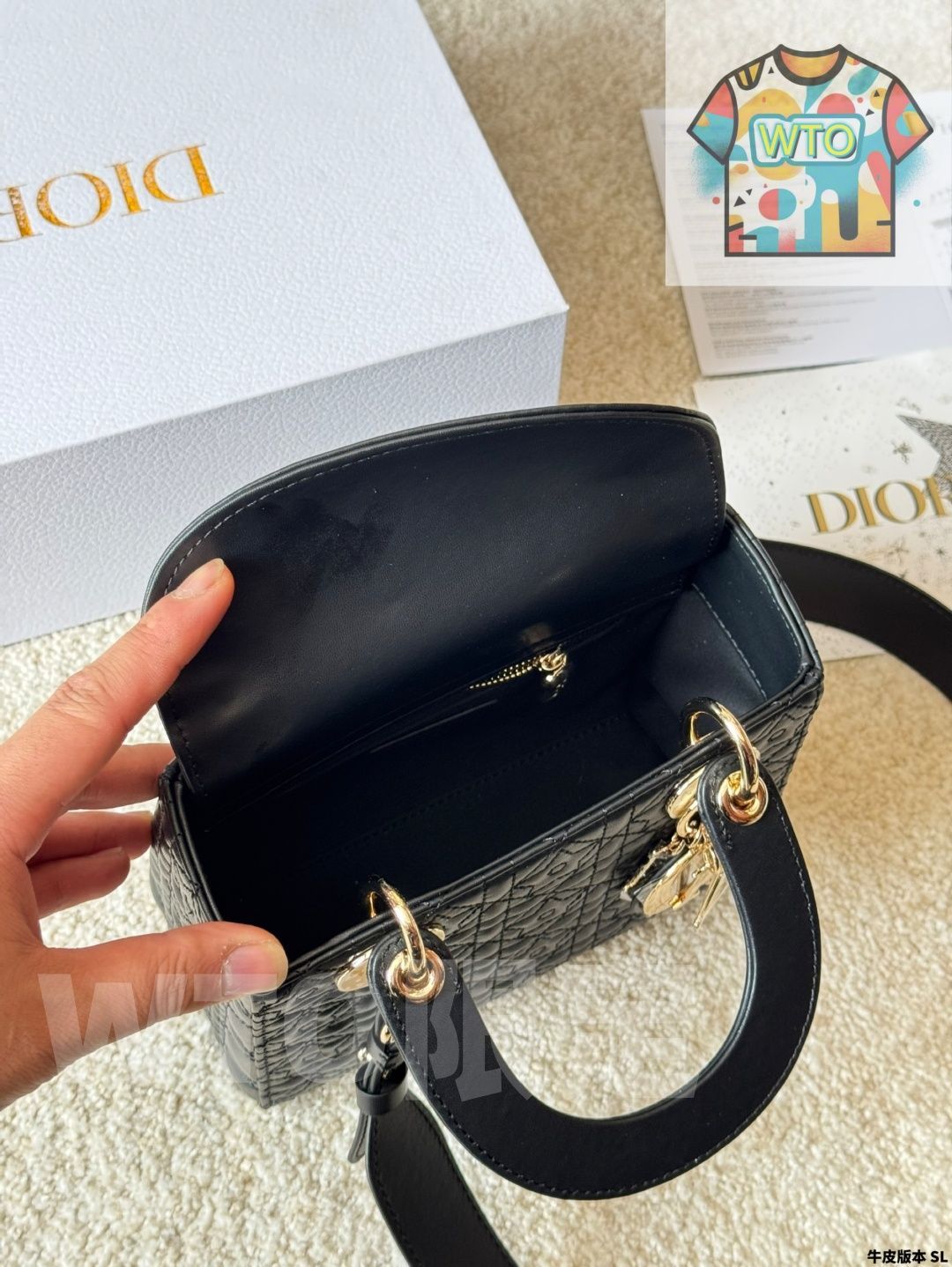 今日 Dior Lady ディオール レディ バッグ 20×18cm