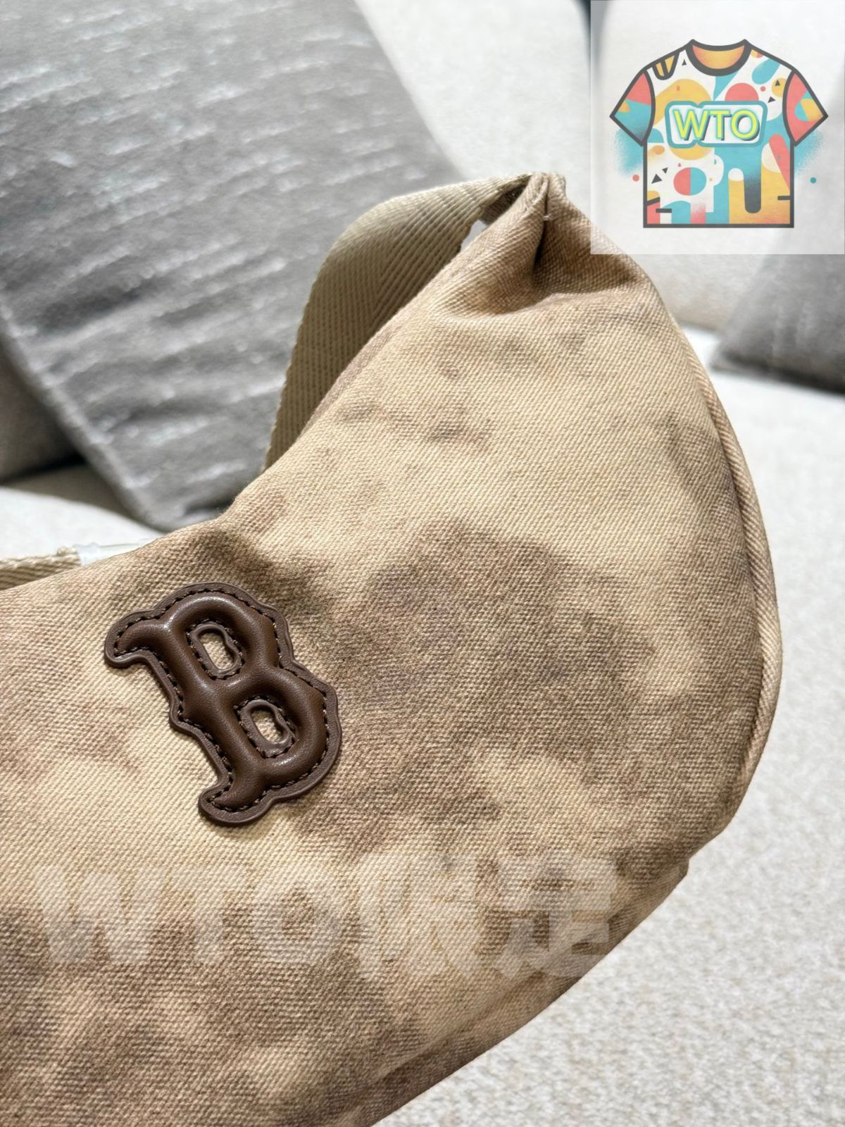 キャンバス エンドウ豆型クレセントバッグ