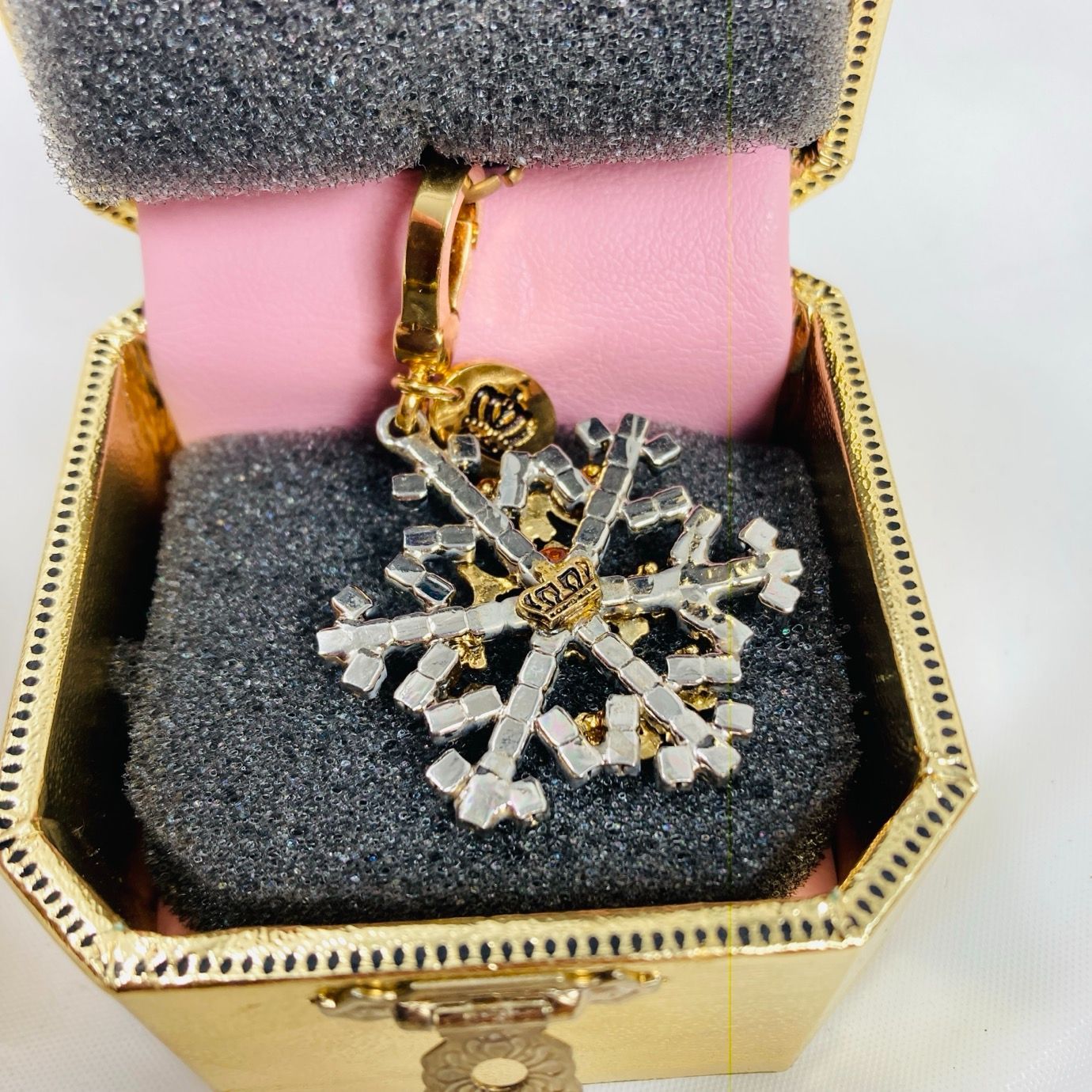 ジューシークチュール チャーム