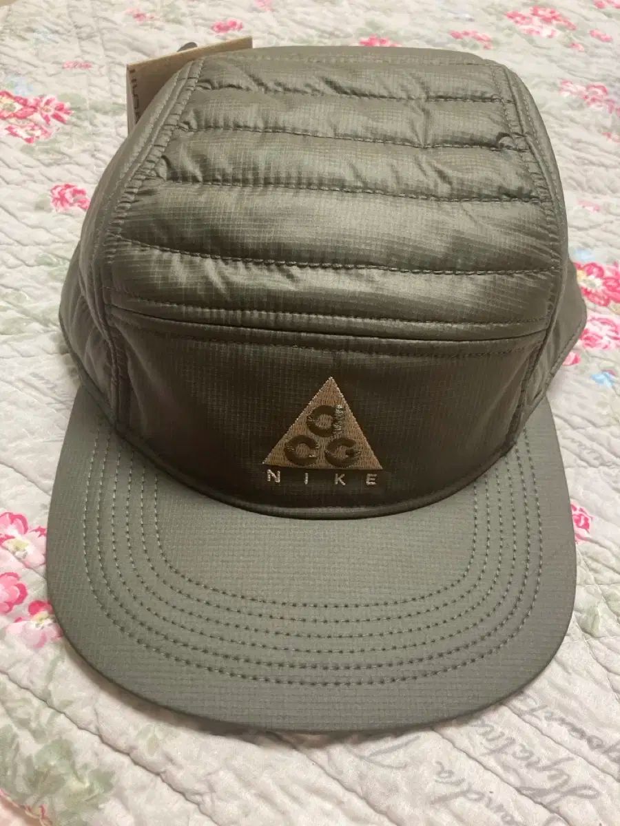 ナイキ acg aw84 パデッド キャップ 帽子 カーゴ カーキ