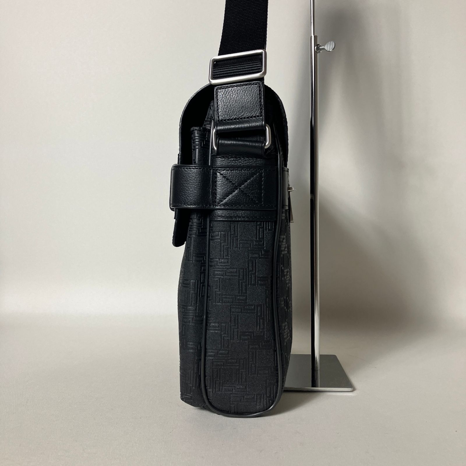 2510-304｜美品｜ダンヒル ショルダーバッグ PVC レザー ブラック