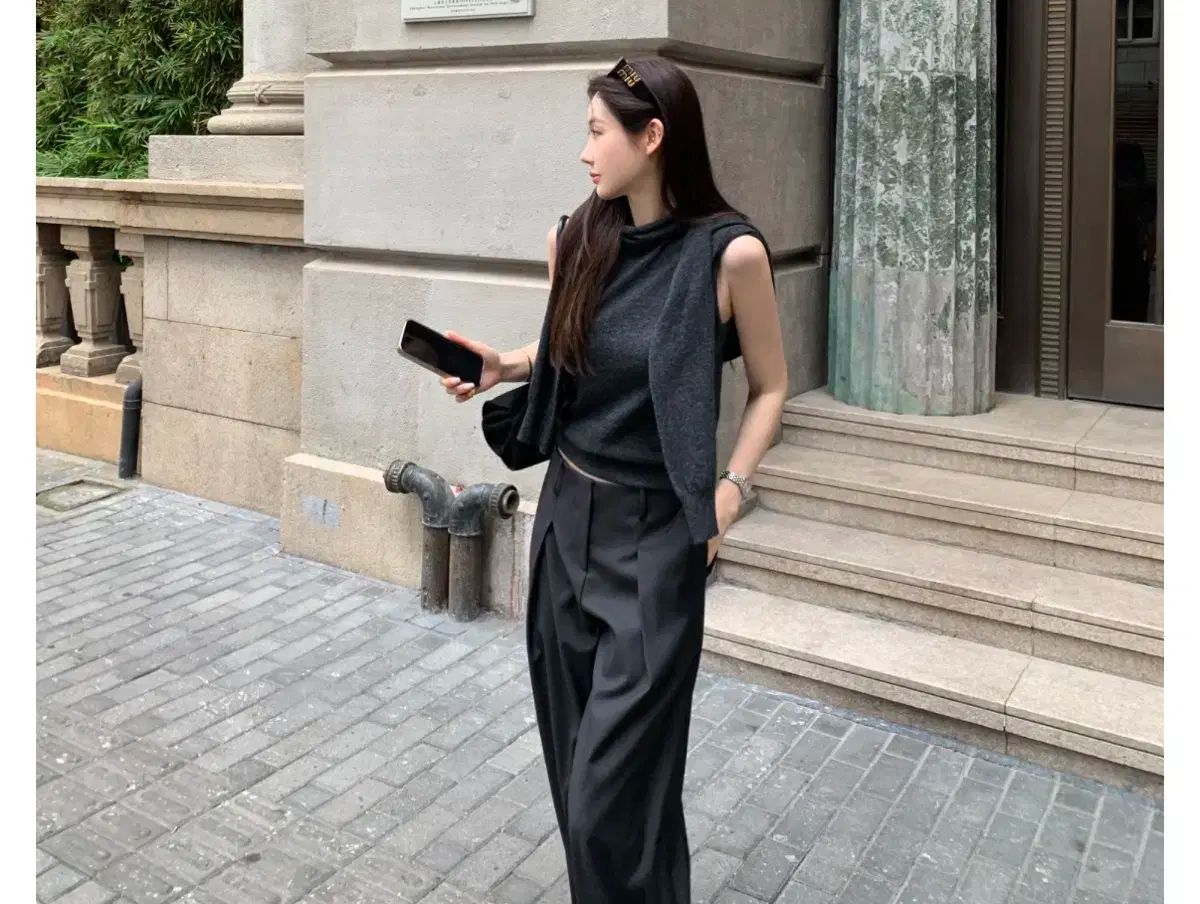  オブゼスト Muse Tuck Slacks Charcoal スラックス パンツ