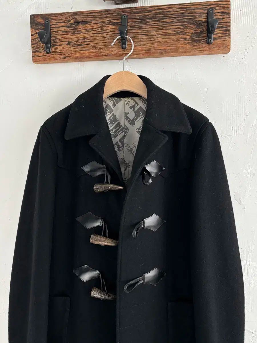 Vivienne Westwood ヴィヴィアン・ウエストウッド マン 黒 カラー